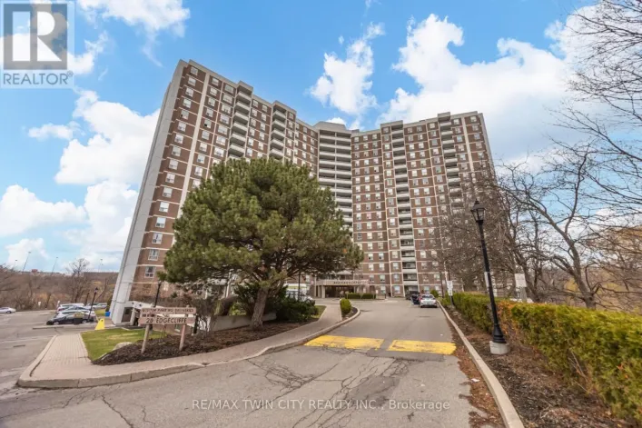#304 - 20 EDGECLIFF GOLFWAY, Toronto