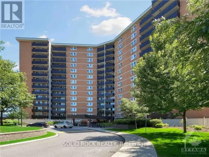 304 - 2000 JASMINE CRESCENT, Ottawa