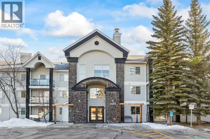 304, 2022 Canyon Meadows Drive SE, Calgary