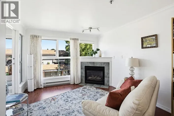 304 2025 STEPHENS STREET, Vancouver