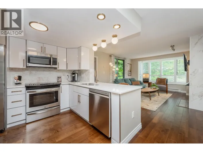 304 220 NEWPORT DRIVE, Port Moody