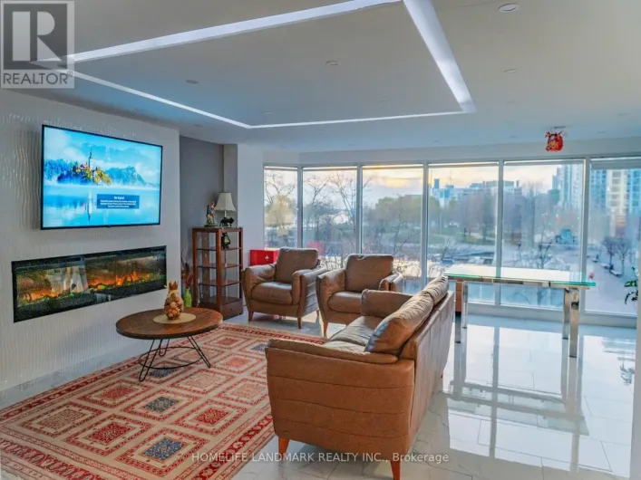 304 - 251 QUEENS QUAY W, Toronto