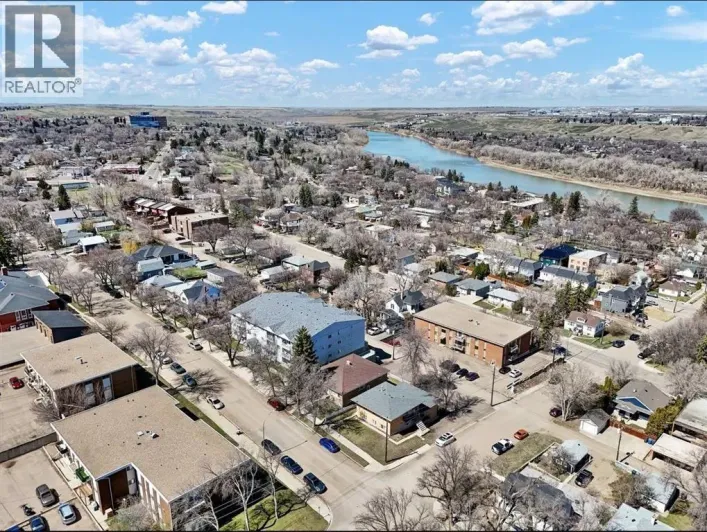304, 252 4 Street SE, Medicine Hat