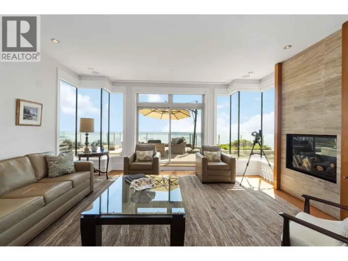 304 2535 GARDEN COURT, West Vancouver