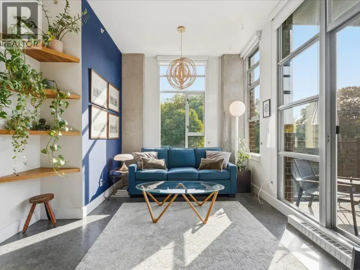 304 2635 PRINCE EDWARD STREET, Vancouver