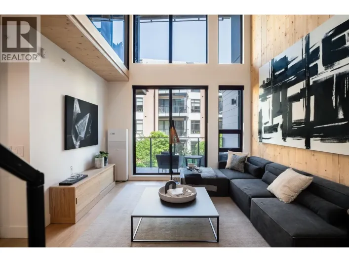 304 310 SALTER STREET, New Westminster
