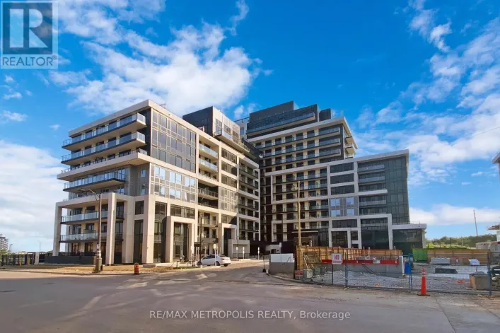 304 - 3200 WILLIAM COLTSON AVENUE, Oakville