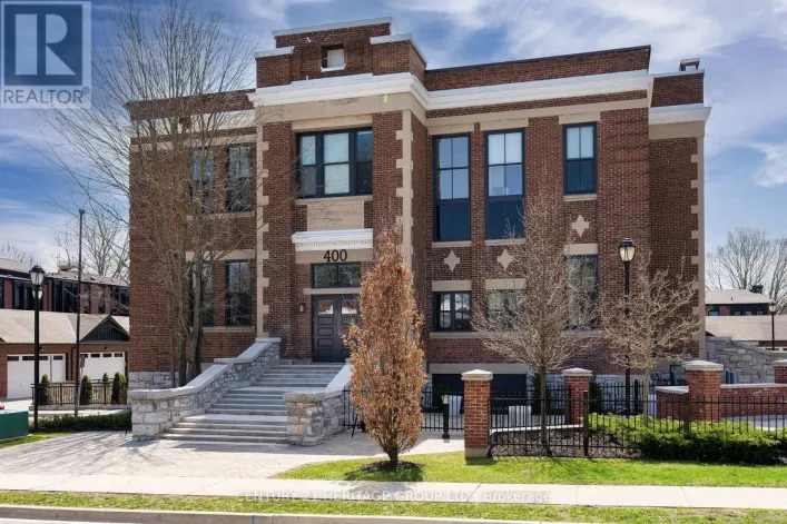 304 - 400 PARK AVENUE, Newmarket