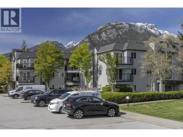 304 40140 WILLOW CRESCENT, Squamish