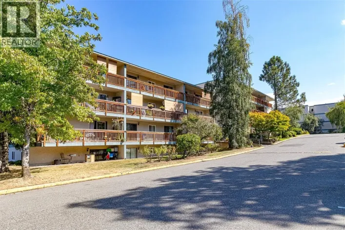 304 4728 Uplands Dr, Nanaimo