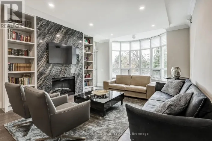 304 - 7071 BAYVIEW AVENUE, Markham