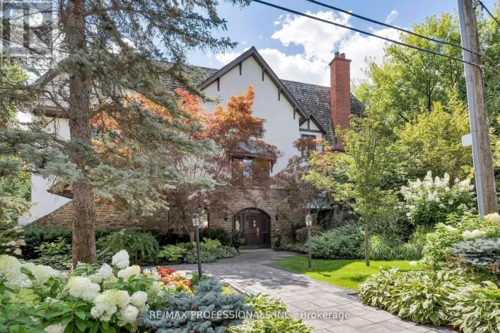 304 - 71 OLD MILL ROAD, Toronto