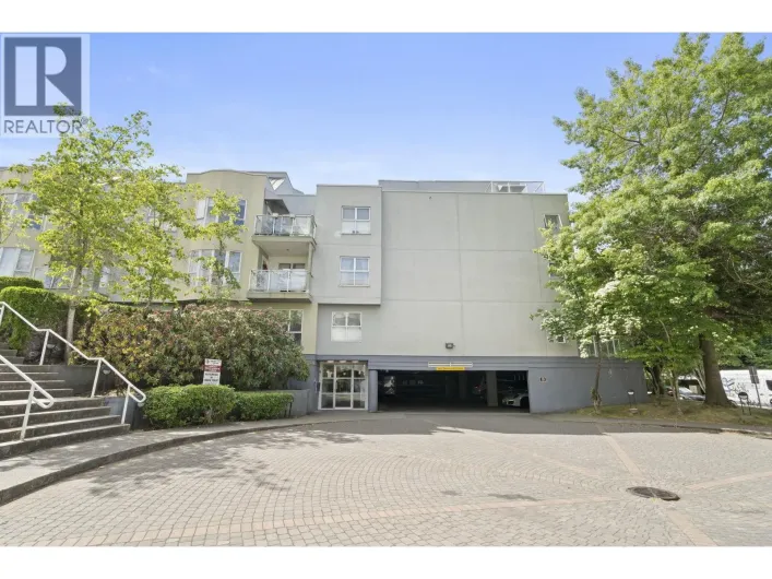 304 7800 ST. ALBANS ROAD, Richmond