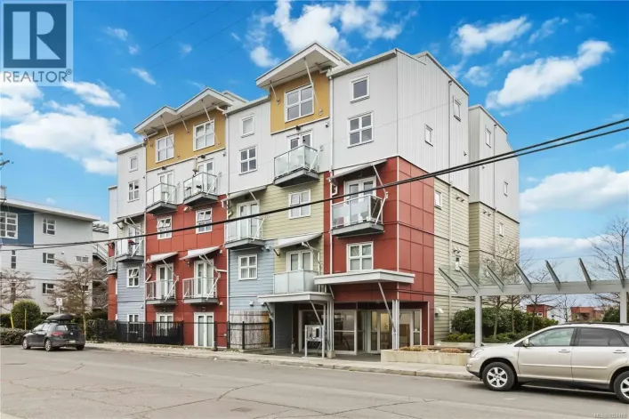 304 787 Tyee Rd, Victoria