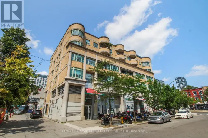 304 - 8 OXFORD STREET, Toronto