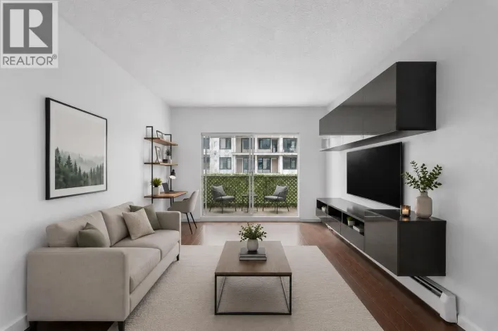 304 827 W 16TH STREET, North Vancouver