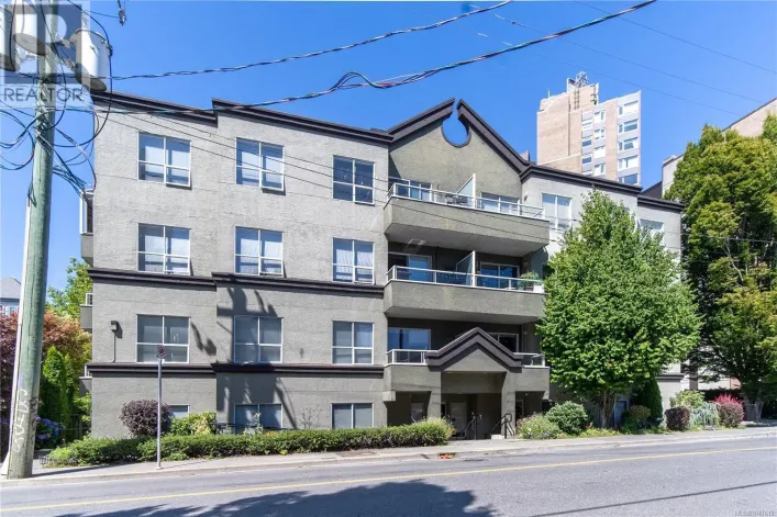 304 832 Fisgard St, Victoria