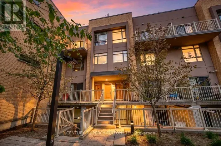 Row / Townhouse for sale: 304 - 90 ORCHID PLACE DRIVE, Toronto