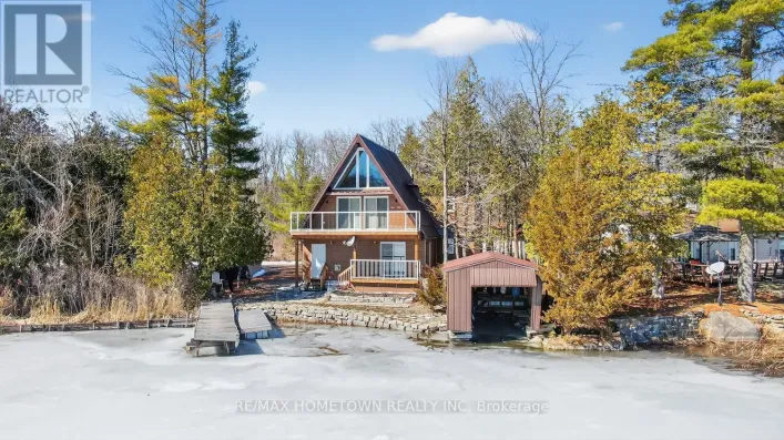 304 HAY BAY LANE, Leeds and the Thousand Islands