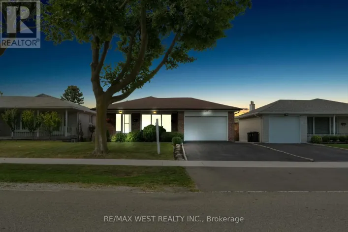 304 LA ROSE AVENUE, Toronto