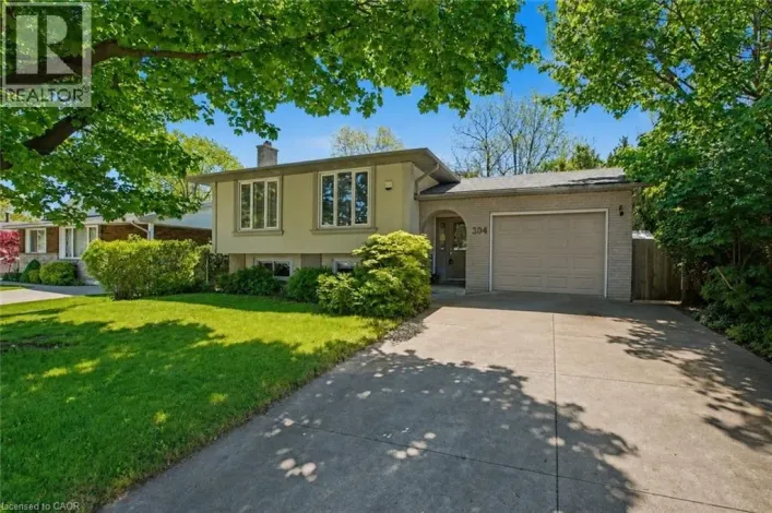 304 ST ANDREWS Drive, Hamilton