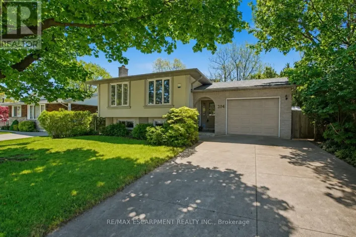 304 ST ANDREWS DRIVE, Hamilton