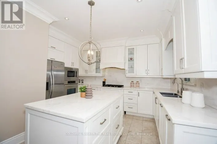 304 TOWER HILL ROAD, Richmond Hill