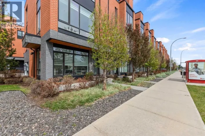 3040 Parkdale Boulevard NW, Calgary