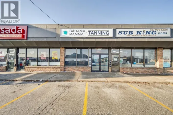 3041 DOUGALL AVENUE, Windsor