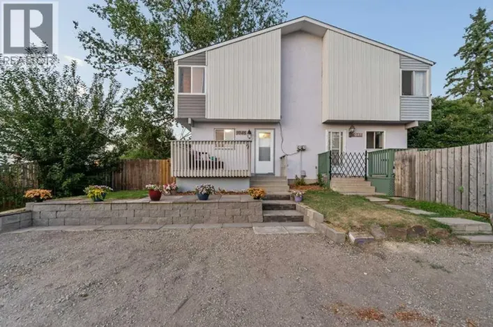 3046 32A Avenue SE, Calgary