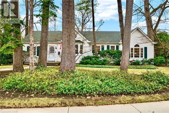 3046 SOUTH Drive, Burlington