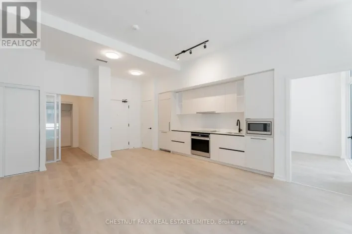 305 - 10 GRAPHOPHONE GROVE, Toronto