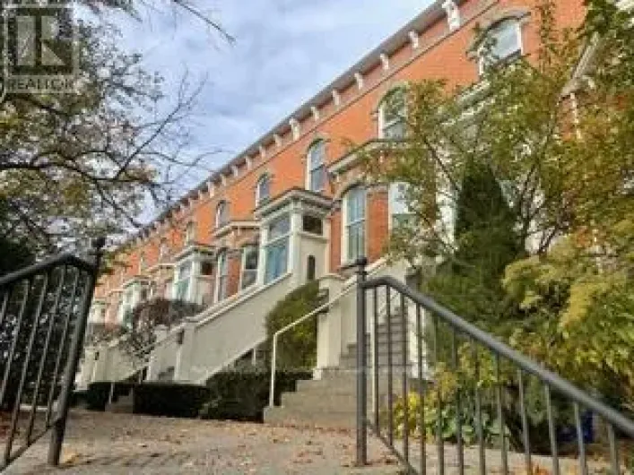 305 - 10 PATTERSON STREET, Belleville