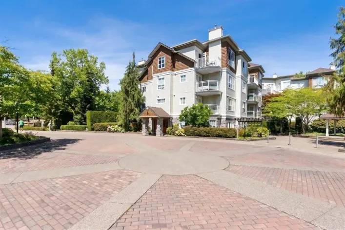 305 10188 155 STREET, Surrey