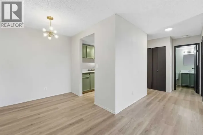 305, 1113 37 Street SW, Calgary