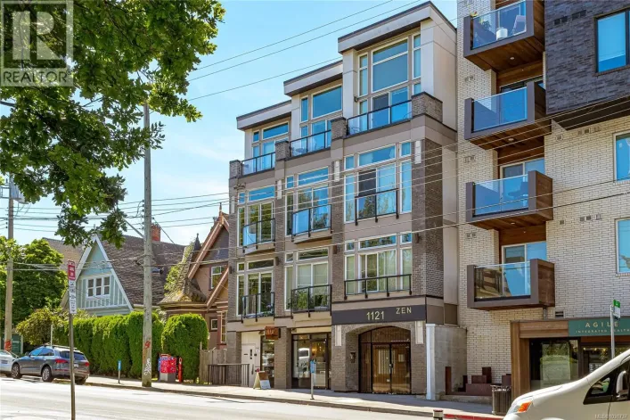 305 1121 Fort St, Victoria