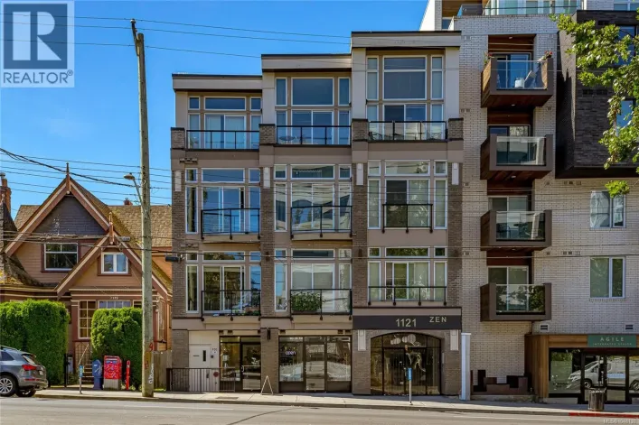 305 1121 Fort St, Victoria