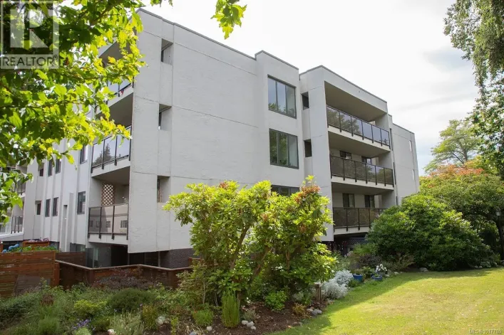 305 1151 Oscar St, Victoria