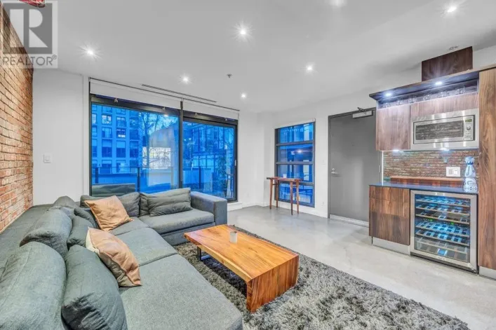 305 12 WATER STREET, Vancouver