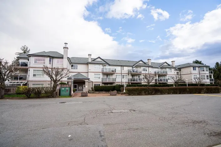 305 12769 72 AVENUE, Surrey