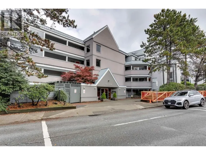 305 1365 W 4TH AVENUE, Vancouver