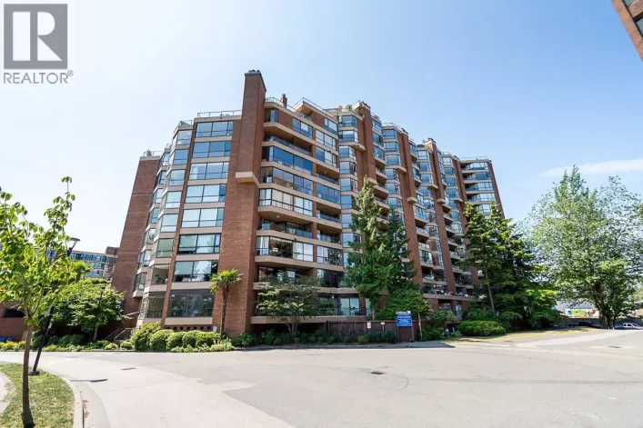 305 1450 PENNYFARTHING DRIVE, Vancouver