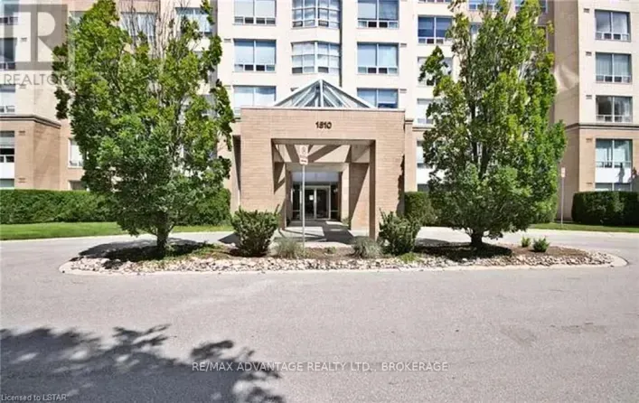 Apartment for rent: 305 - 1510 RICHMOND STREET, London North