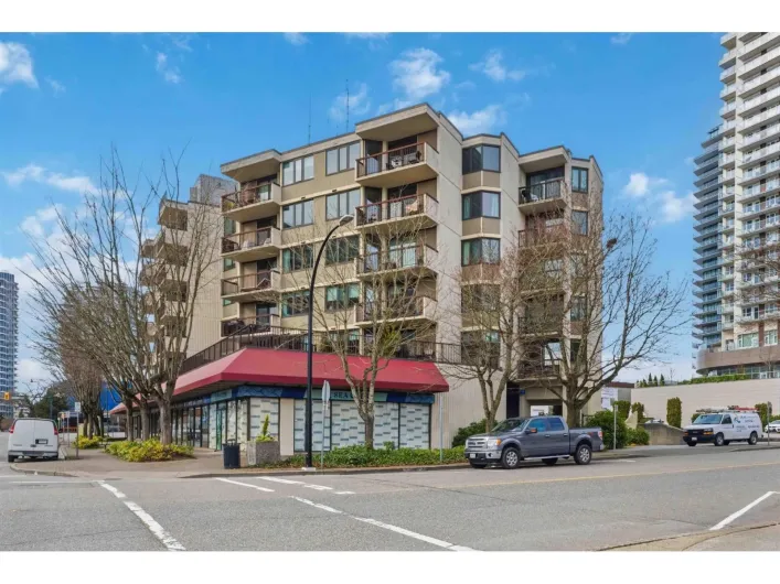 305 1521 GEORGE STREET, White Rock