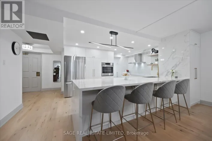 305 - 160 FREDERICK STREET, Toronto