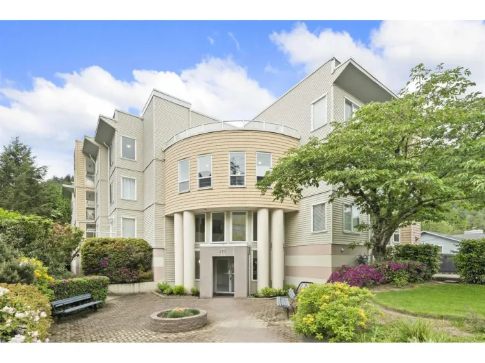 305 170 CEDAR AVENUE|Harrison Hot Springs, Harrison Hot Springs