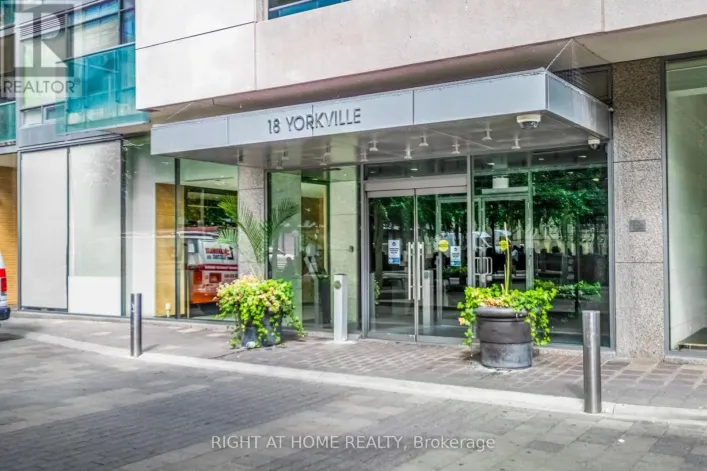 305 - 18 YORKVILLE AVENUE, Toronto