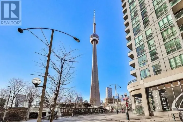 305 - 19 GRAND TRUNK CRESCENT, Toronto