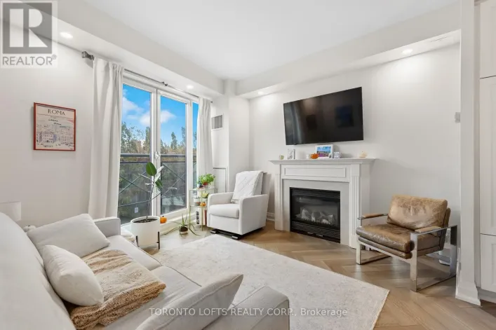 305 - 20 SCRIVENER SQUARE, Toronto