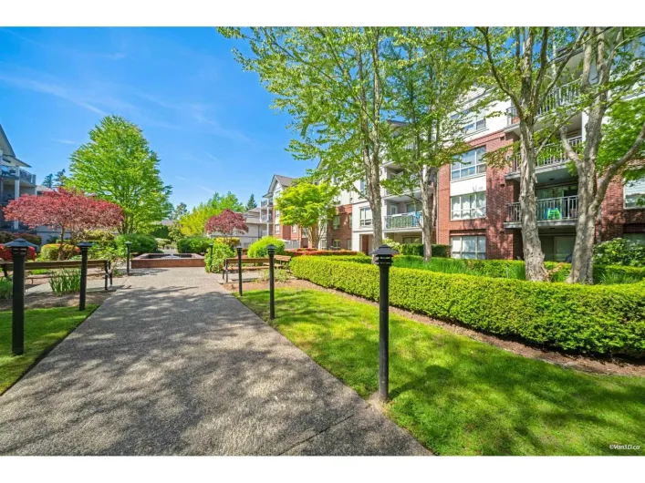 305 2167 152 STREET, Surrey